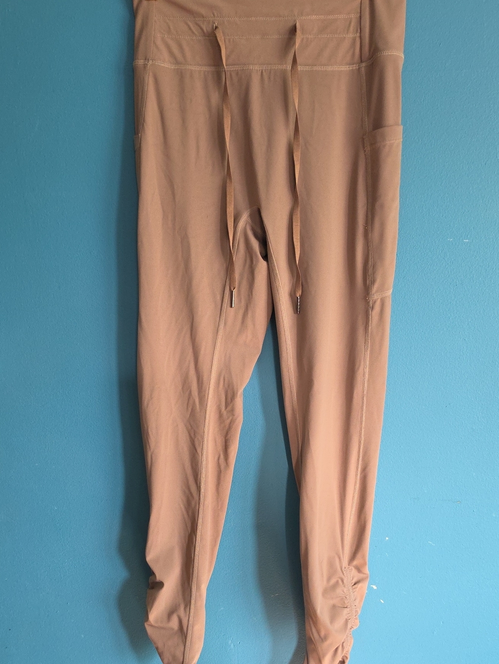 Nwot HALARA Women's High-Waist Drawstring Joggers